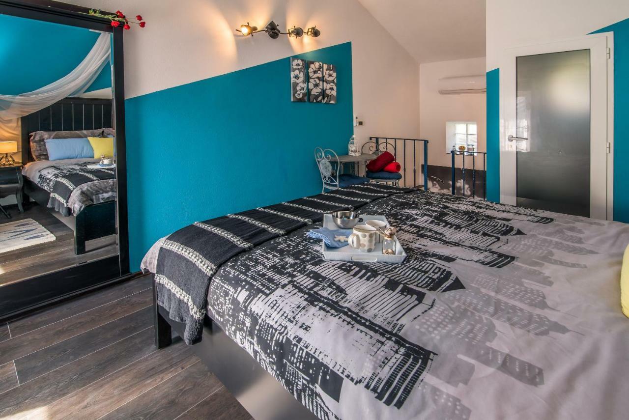 Lanterna Apartment